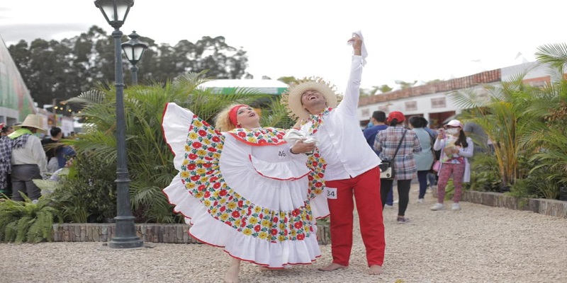La danza y la música Cundinamarquesa brillarán en el Carnaval de  Barranquilla - Bacata Stereo
