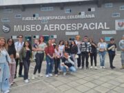 Estudiantes de Sabe Tecnologías visitan el Museo Aeroespacial Colombiano