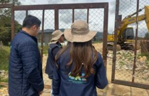 CAR suspende operación de escombrera clandestina en Gachancipá