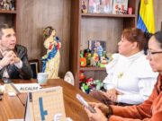 Avanza diálogo institucional por derechos de las mujeres en Chía