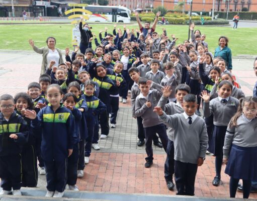 Estudiantes compartieron sus proyectos de investigación e innovación en Mosquera