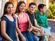 Estudiantes de Madrid podrán acceder a descuentos de hasta el 50 % en programas universitarios