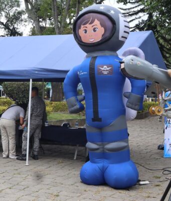 Madrid vivió una feria con gastronomía, animales y tecnología aeroespacial