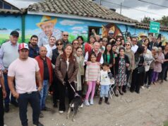Mediante mural Familia Moreno recupera la memoria Histórica
