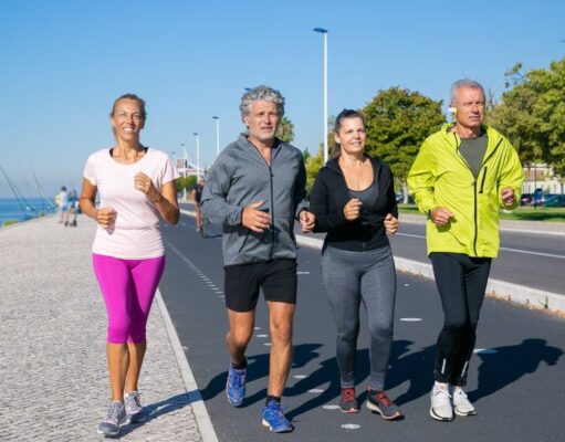 Mosquera invita a los adultos a participar en sus programas deportivos