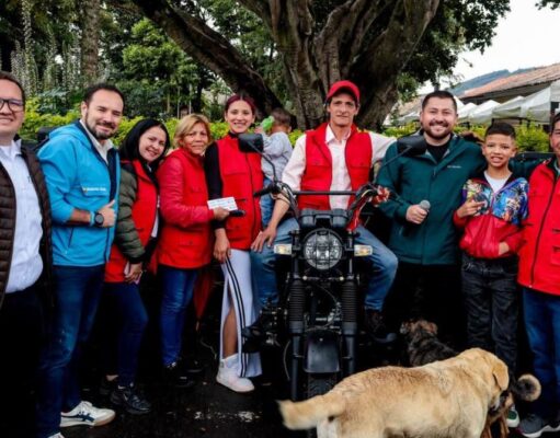 Tenjo reconoció el aporte de sus productores rurales