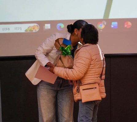 Sopó culmina iniciativa de seguridad alimentaria con 20 familias