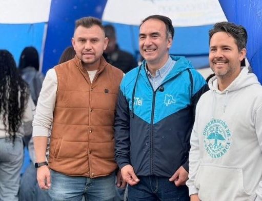 Jóvenes participaron en talleres de cohetería, realidad aumentada y drones