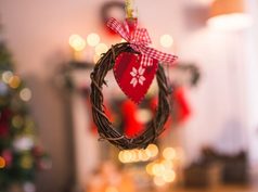 Sopó ofrece formación creativa para elaborar decoraciones en paño lency